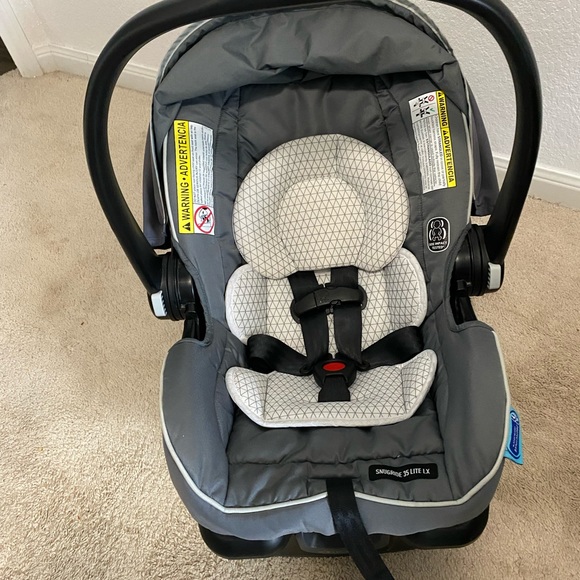 Graco modes travel system with SnugRide Infant Car - Picture 5 of 7